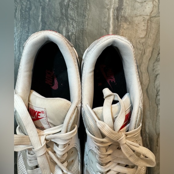 Nike Air Max 90 SIZE 9 EUC - Picture 2 of 8